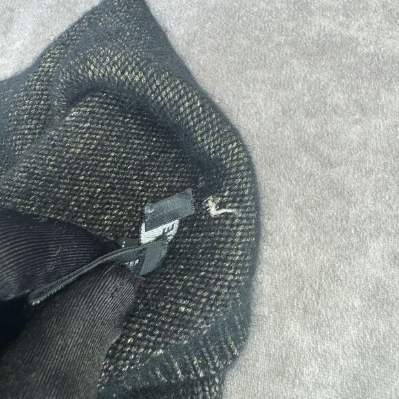 Chanel CC Interlocking Cashmere Blend Beanie - Picture 9 of 10